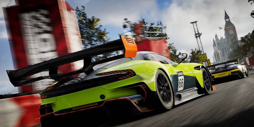 Grid Legends - A green car.