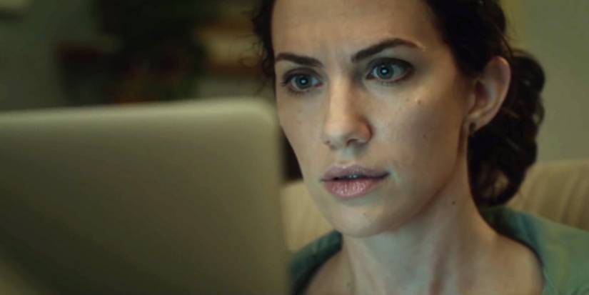 Kate Siegal as Maddie Young in Hush