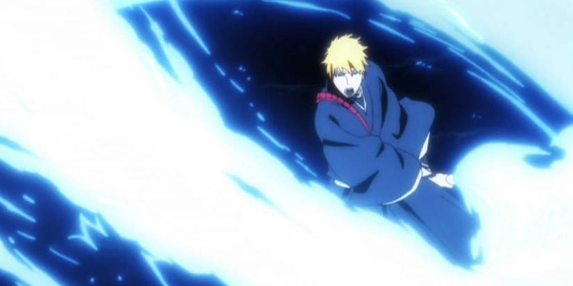 Ichigo using Getsuga Tenshou in Bleach