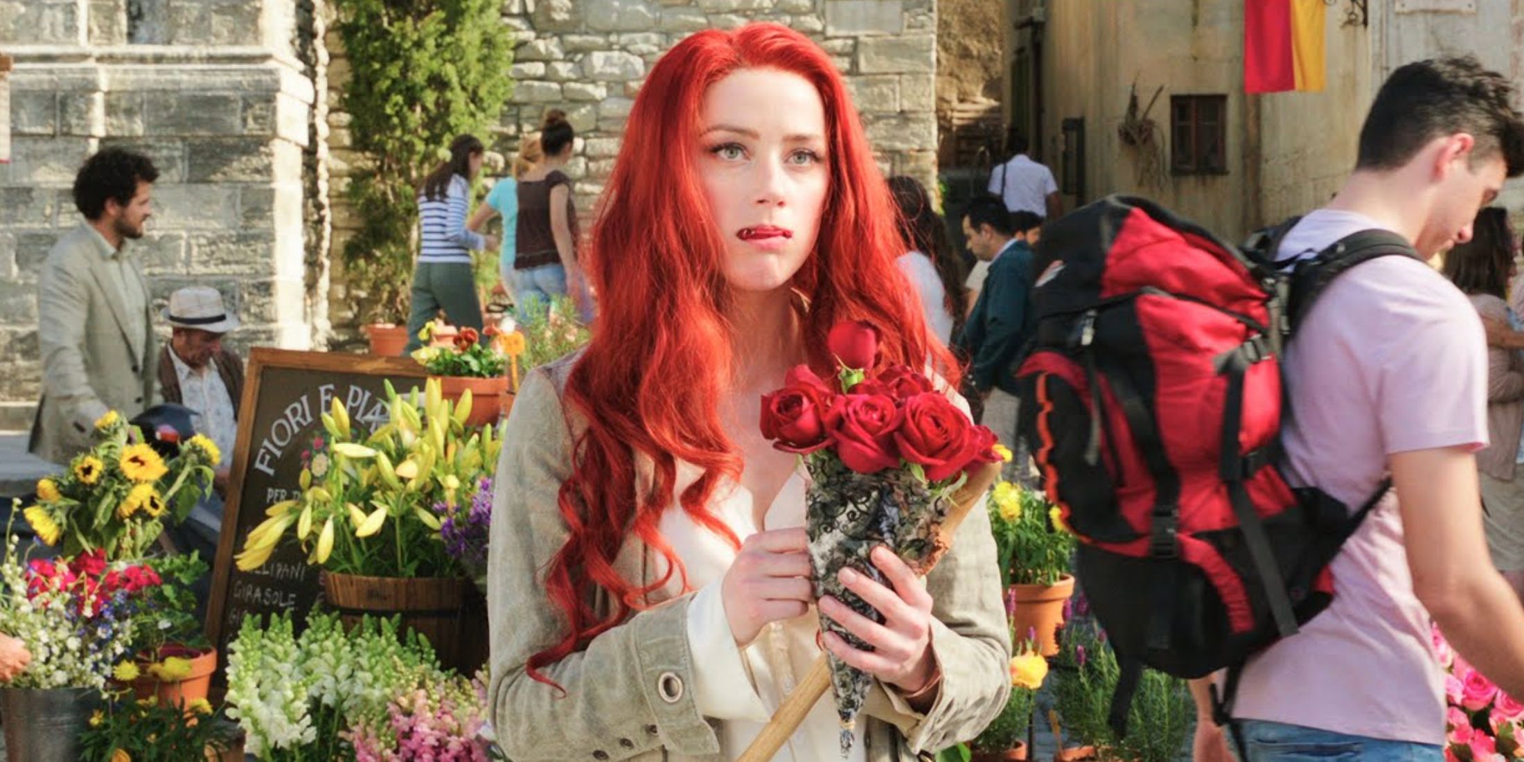 Mera eats Roses in Aquaman