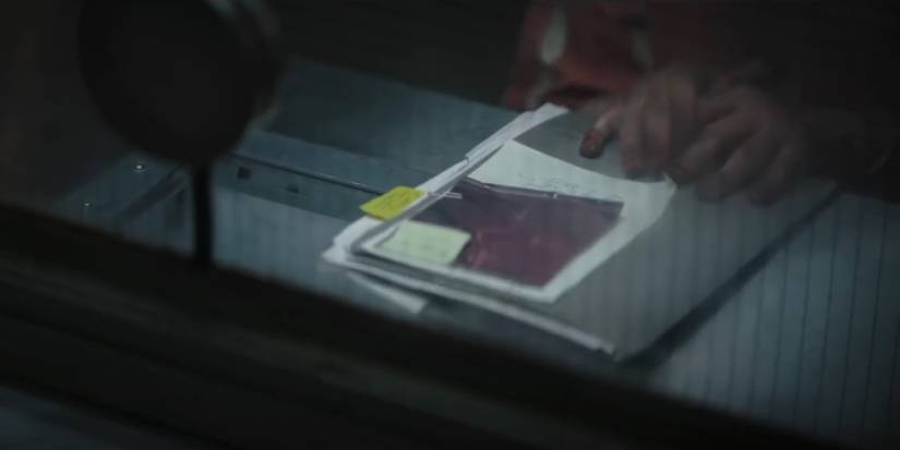 Joker deleted scene paperclip The Batman