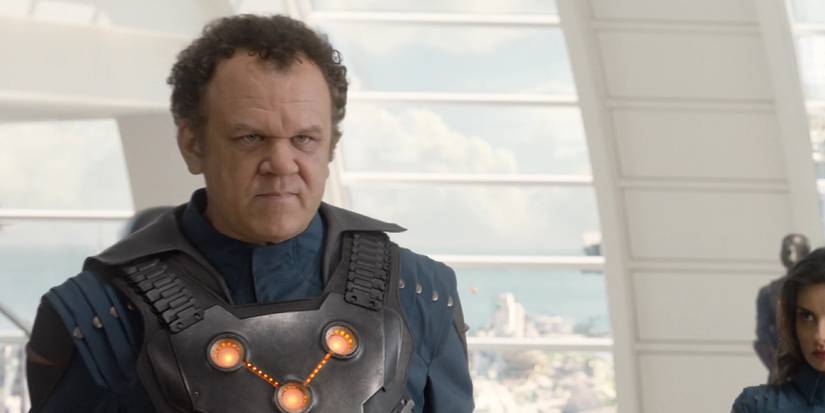 Rhomann Dey appearing in his Nova Corps uniform in Guardians 1