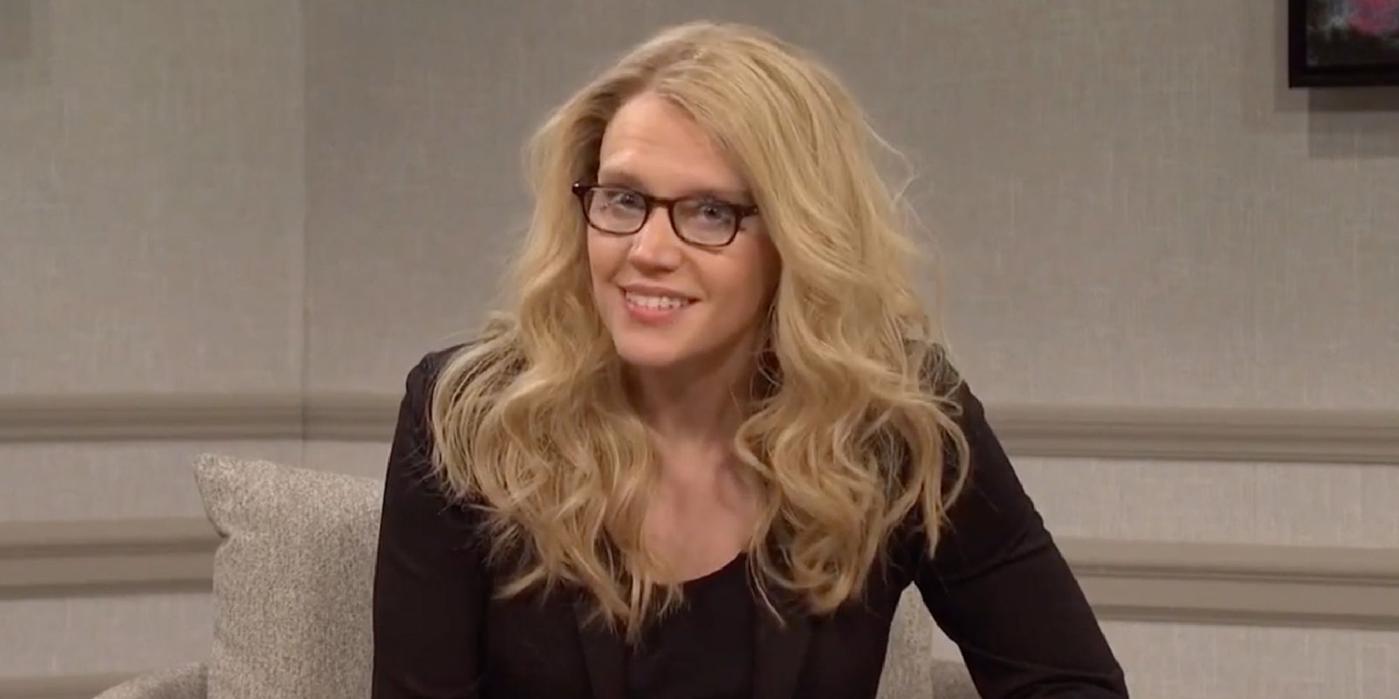 Kate McKinnon as host of a talk show sketch called "What Still Works?"