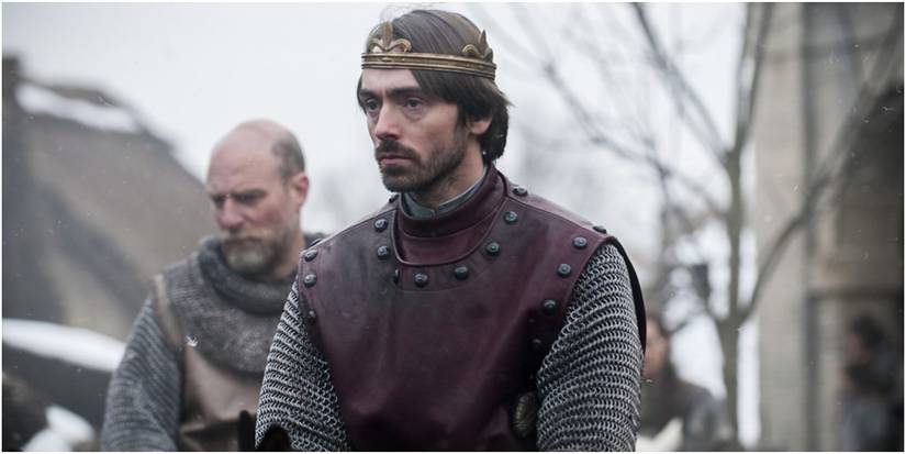 The Last Kingdom Picture of King Alfred On a Horse With a Crown