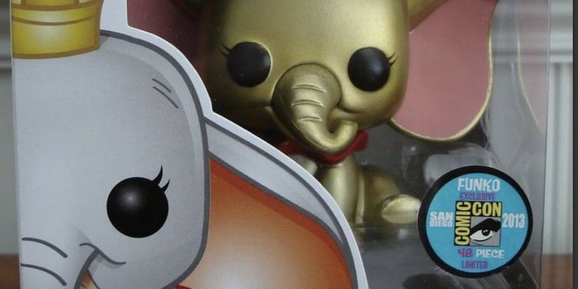 dumbo gold funko pop in box
