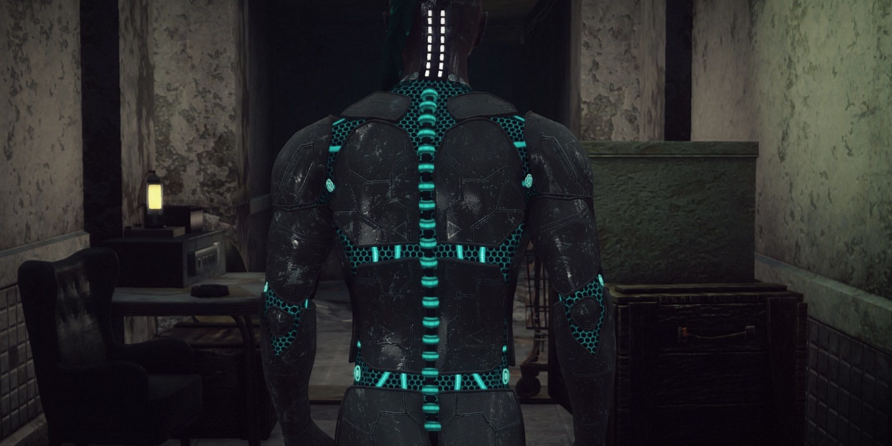 Image from the Falout: New Vegas mod "Apollo Androids" showing the spine of one of the droids.