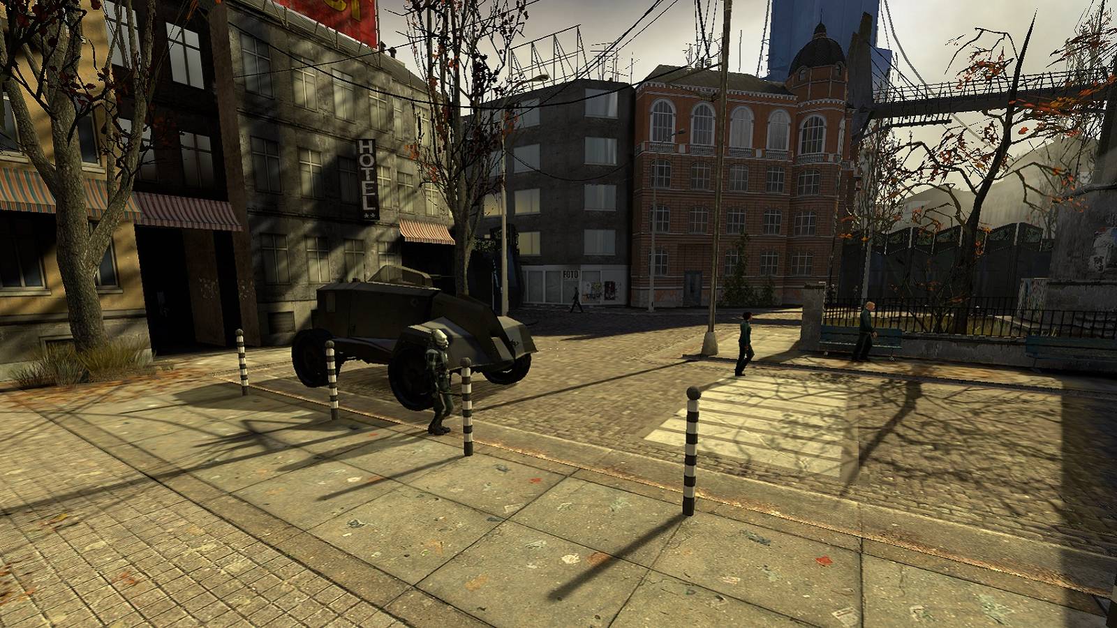 Screenshot from Half-Life 2 showing a tank in City 17.