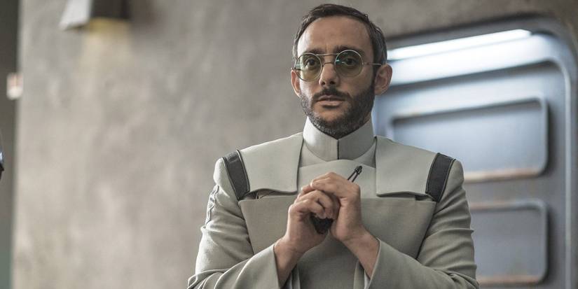 mandalorian-doctor-pershing Cropped