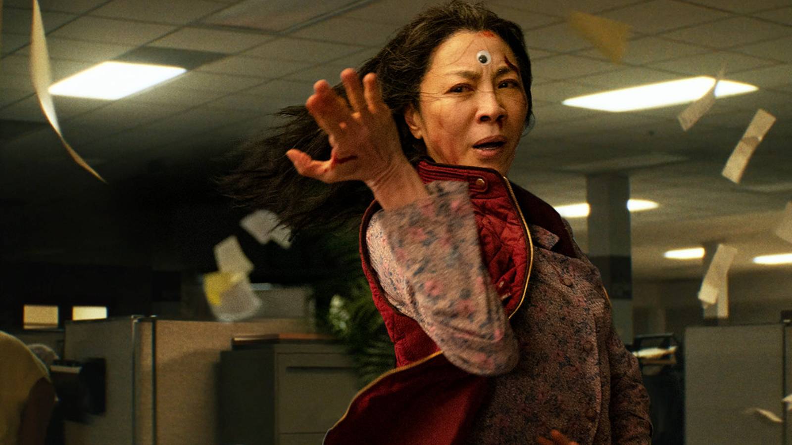 michelle-yeoh-everything-everywhere