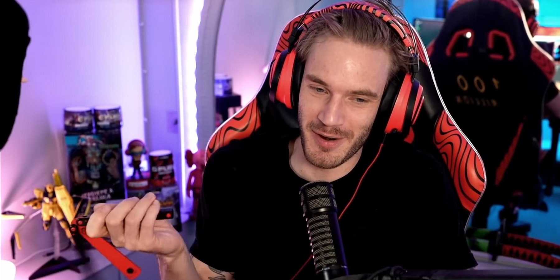 pewdiepie playing with a balisong feature