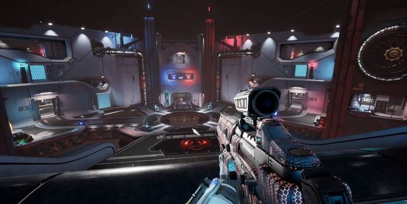 splitgate player looking at the map 