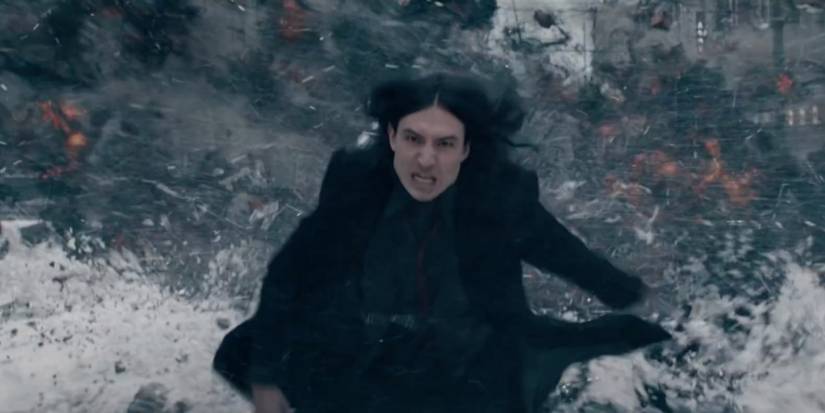 Credence fighting in Fantastic Beasts The Secrets of Dumbledore