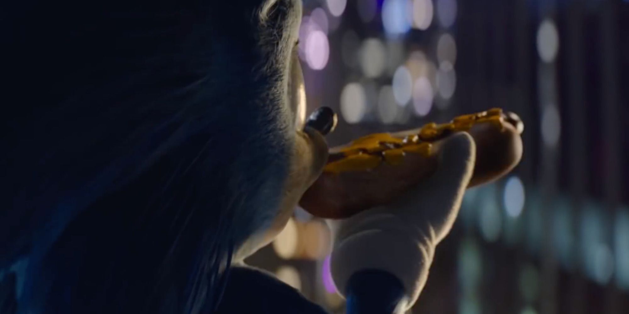 Sonic eating a chili dog in Sonic the Hedgehog 2