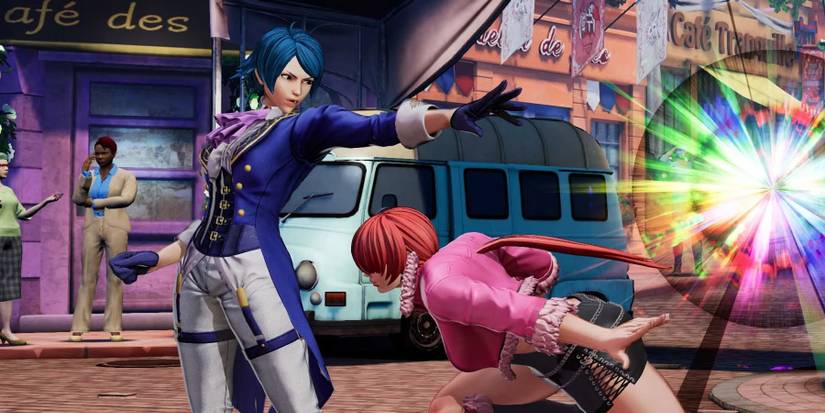 A KOF15 character deftly dodging an enemy