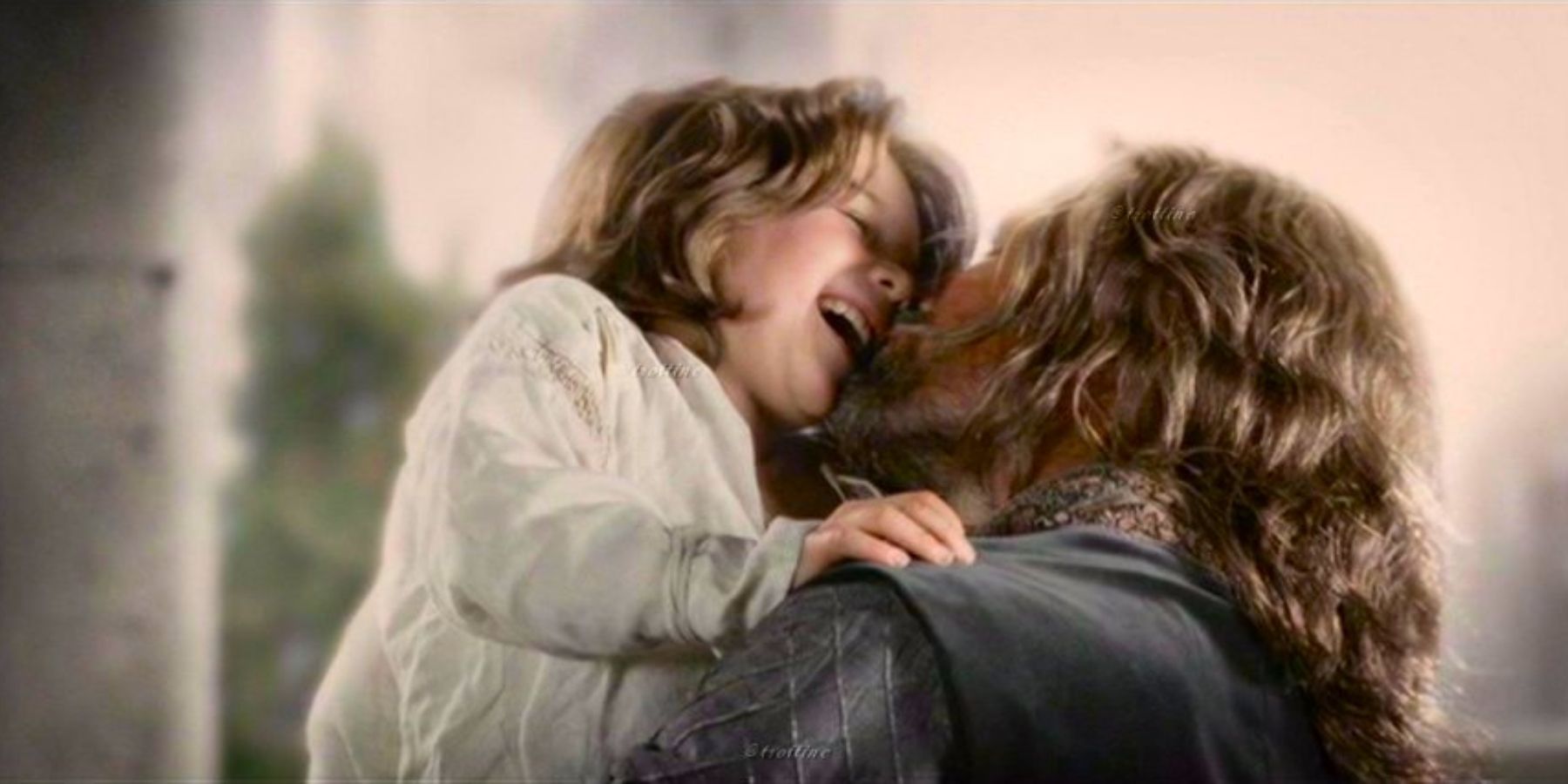Aragorn kisses his son