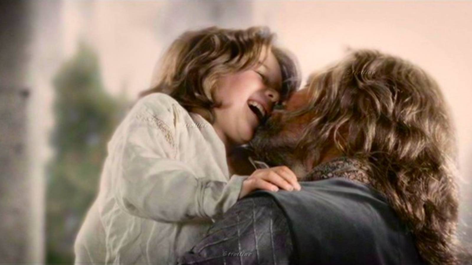 Aragorn kisses his son