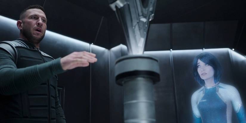 Master Chief and Cortana shocked in Halo series