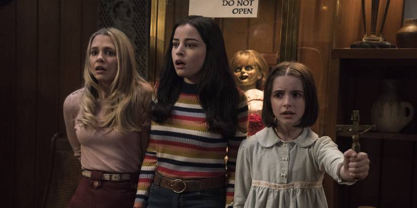 Madison Iseman, Katie Sarife and McKenna Grace in Annabelle Comes Home