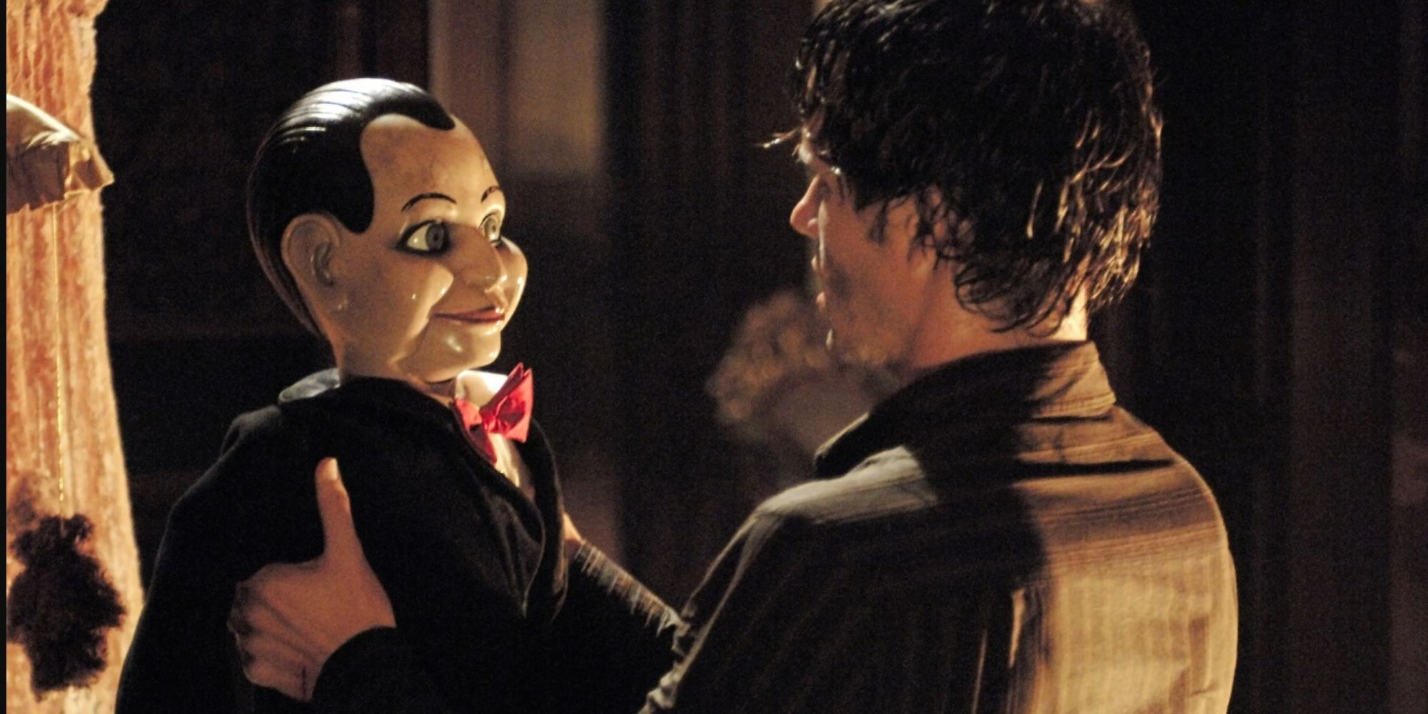 Billy the dummy and Ryan Kwanten in Dead Silence