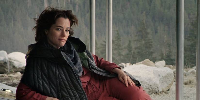 Dr. Smith in the 2018 Lost in Space series