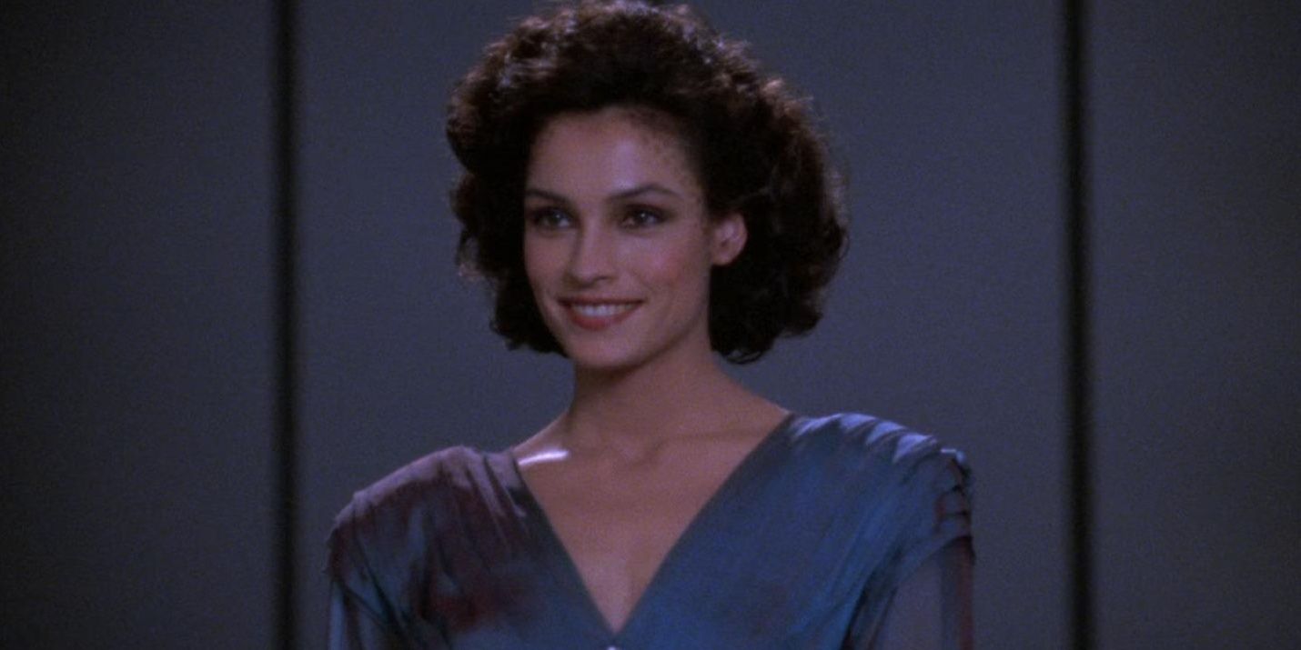 Famke Janssen in Star Trek