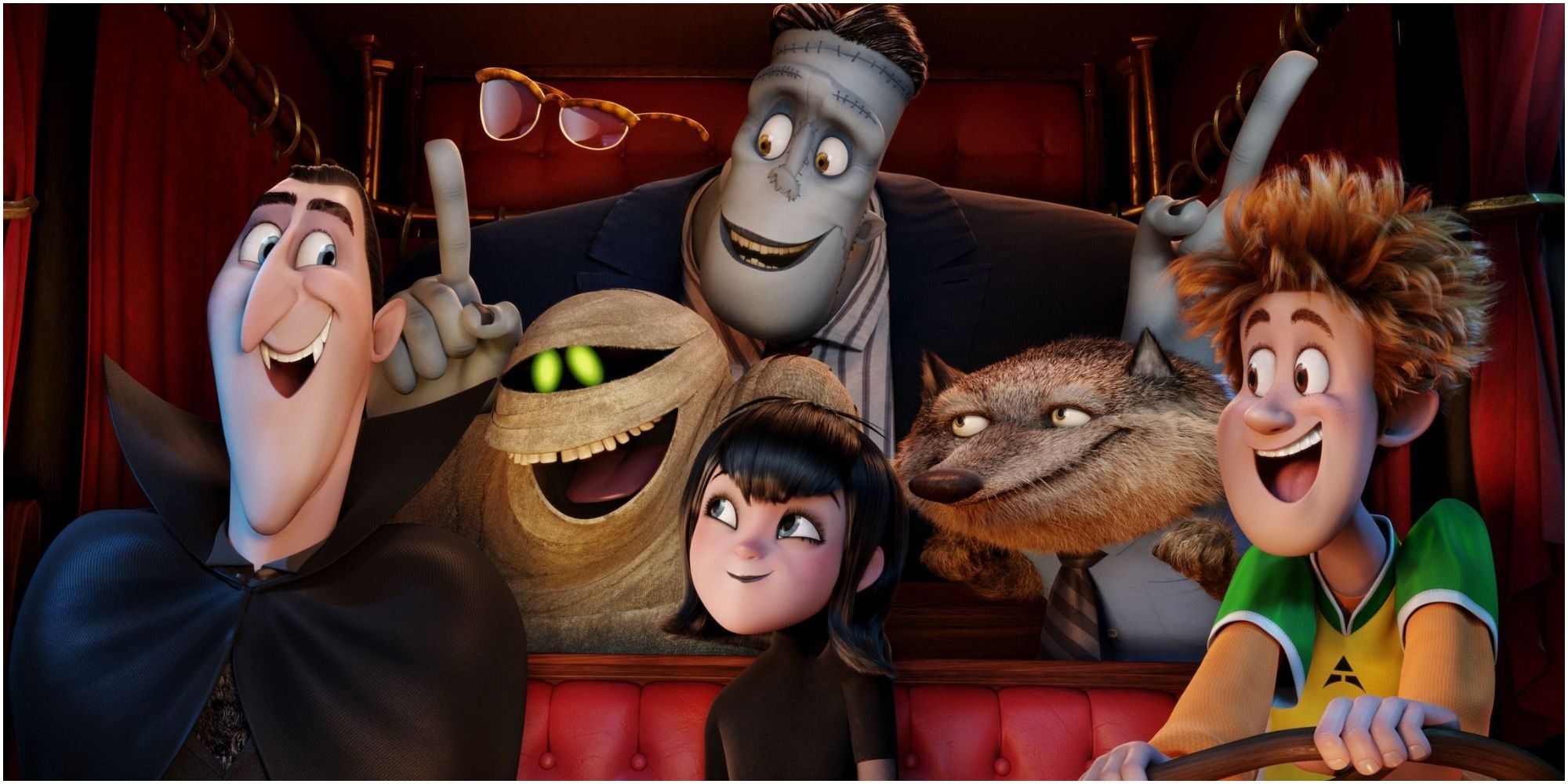 Hotel Transylvania Movie Still Dracula MAvis Frankestein Griffin Jonathan