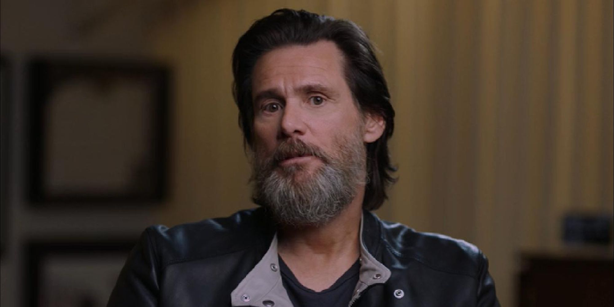 Jim Carrey appearing in a talking head from Jim & Andy: The Great Beyond