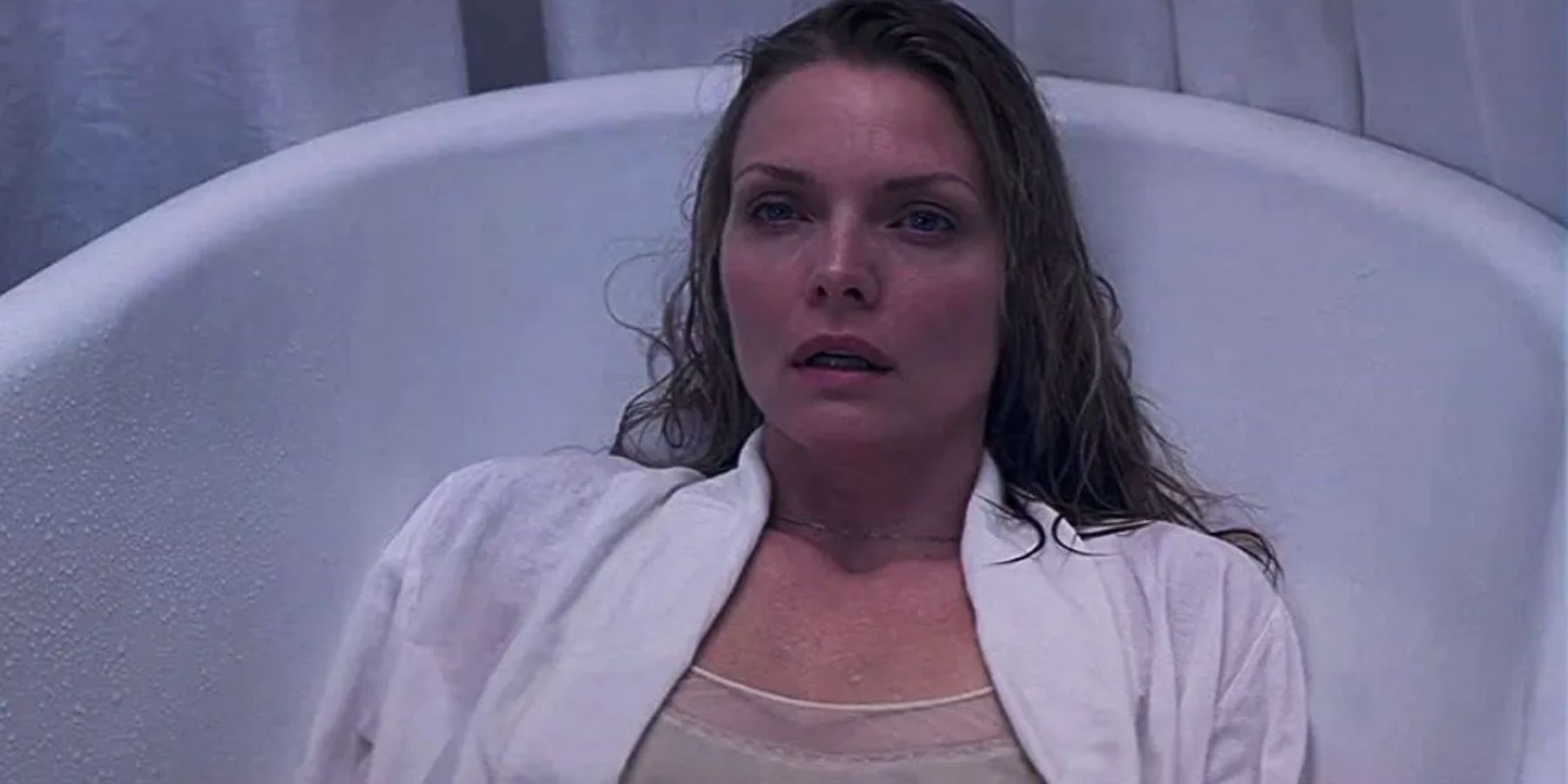 Michelle Pfeiffer as Claire Spencer in What Lies Beneath