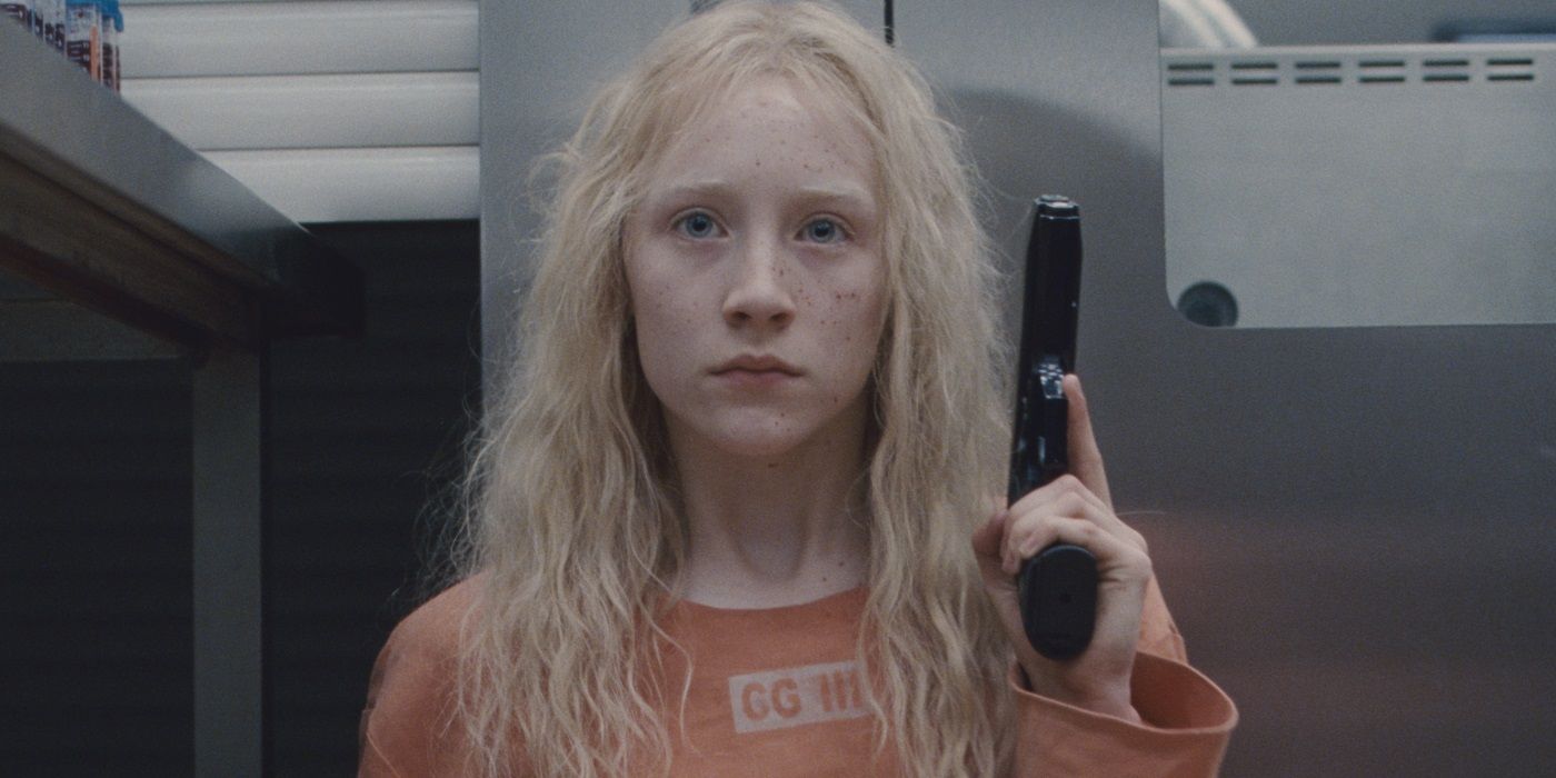 Saoirse Ronan with a gun in Hanna
