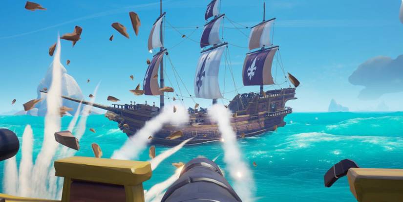 Fighting another ship in Sea of Thieves