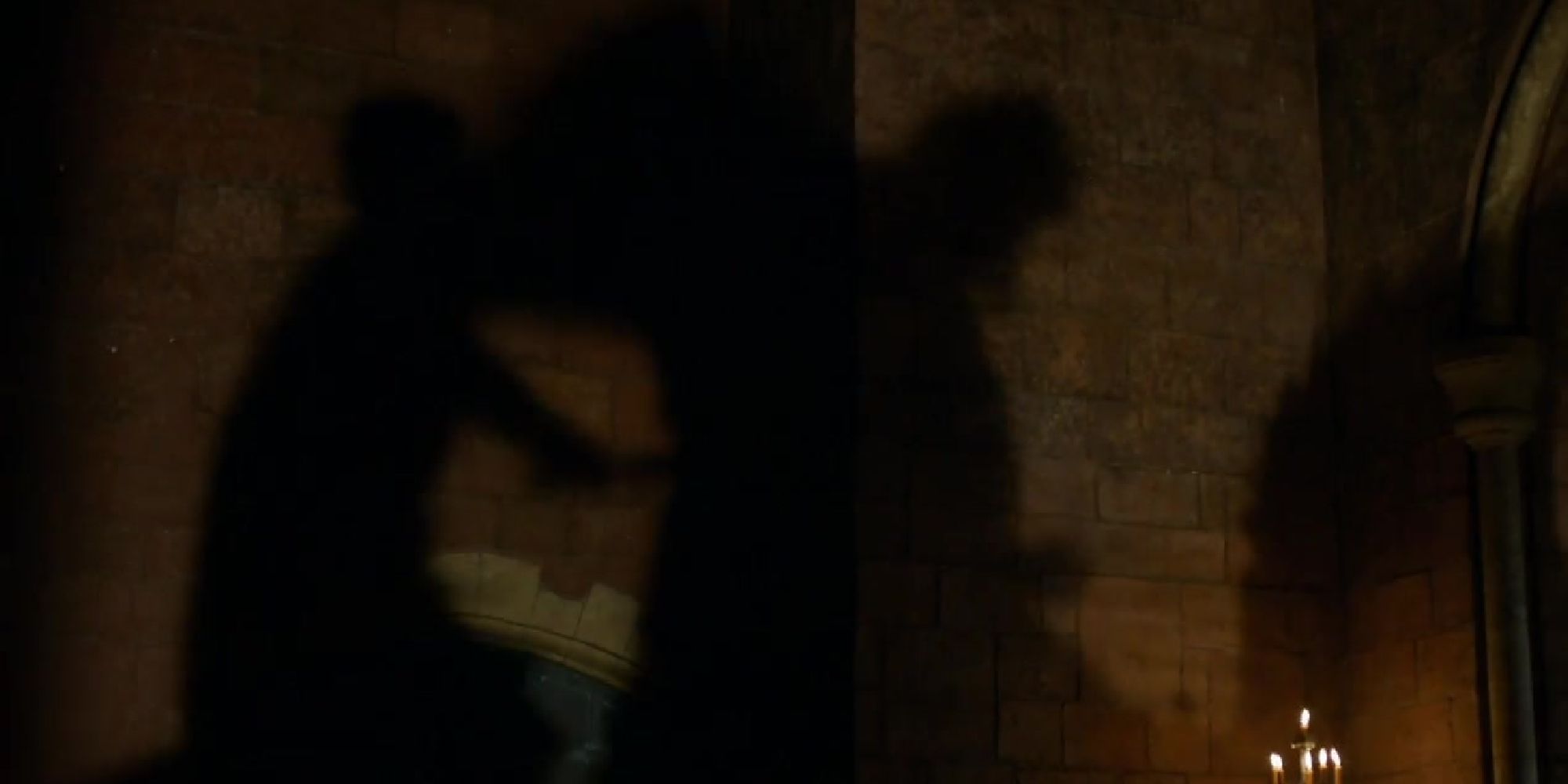 A shadow of Jaime Lannister stabbing the Mad King
