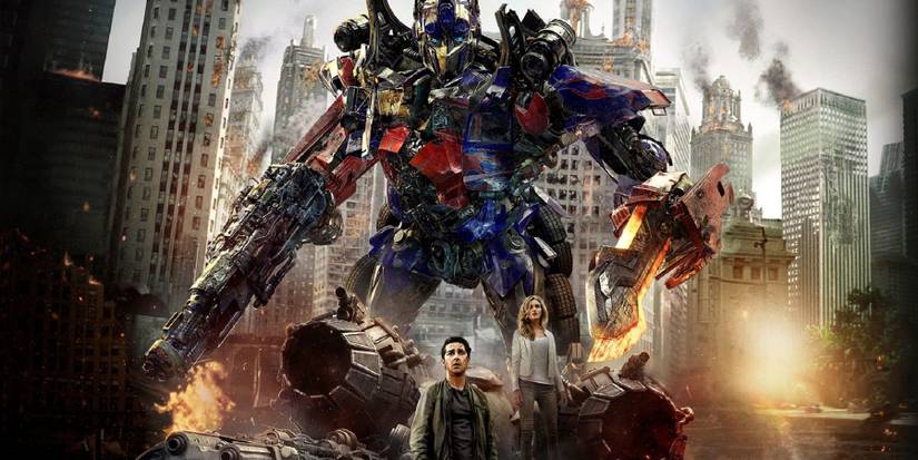 Transformers dark of the moon sam, carly, optimus