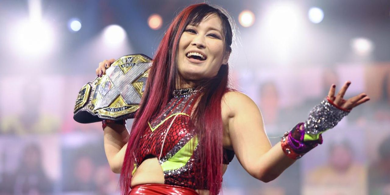 WWE Io Shirai holding NXT Women's Championsip