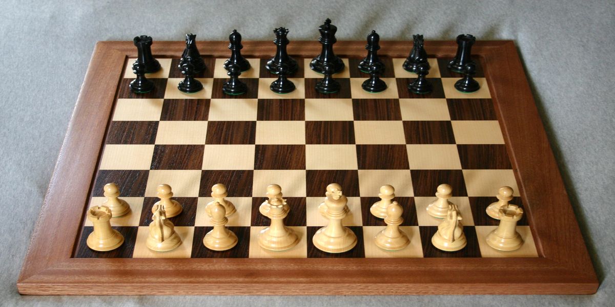 A chess board in starting position
