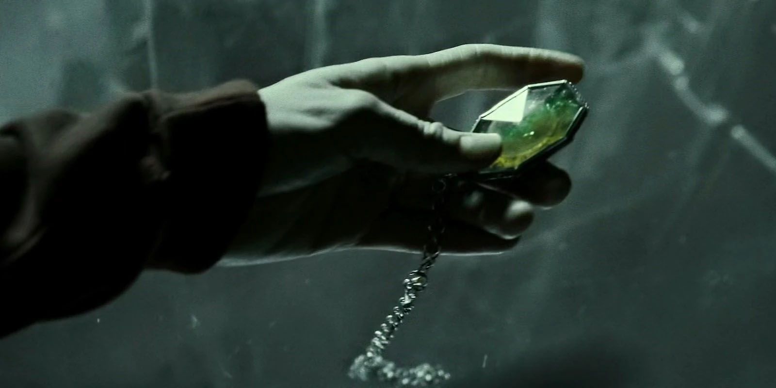 Slytherin's Locket, as depicted in Harry Potter and the Deathly Hallows