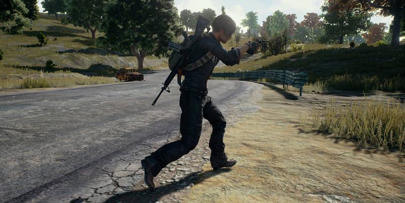 pubg player enganging with another one 