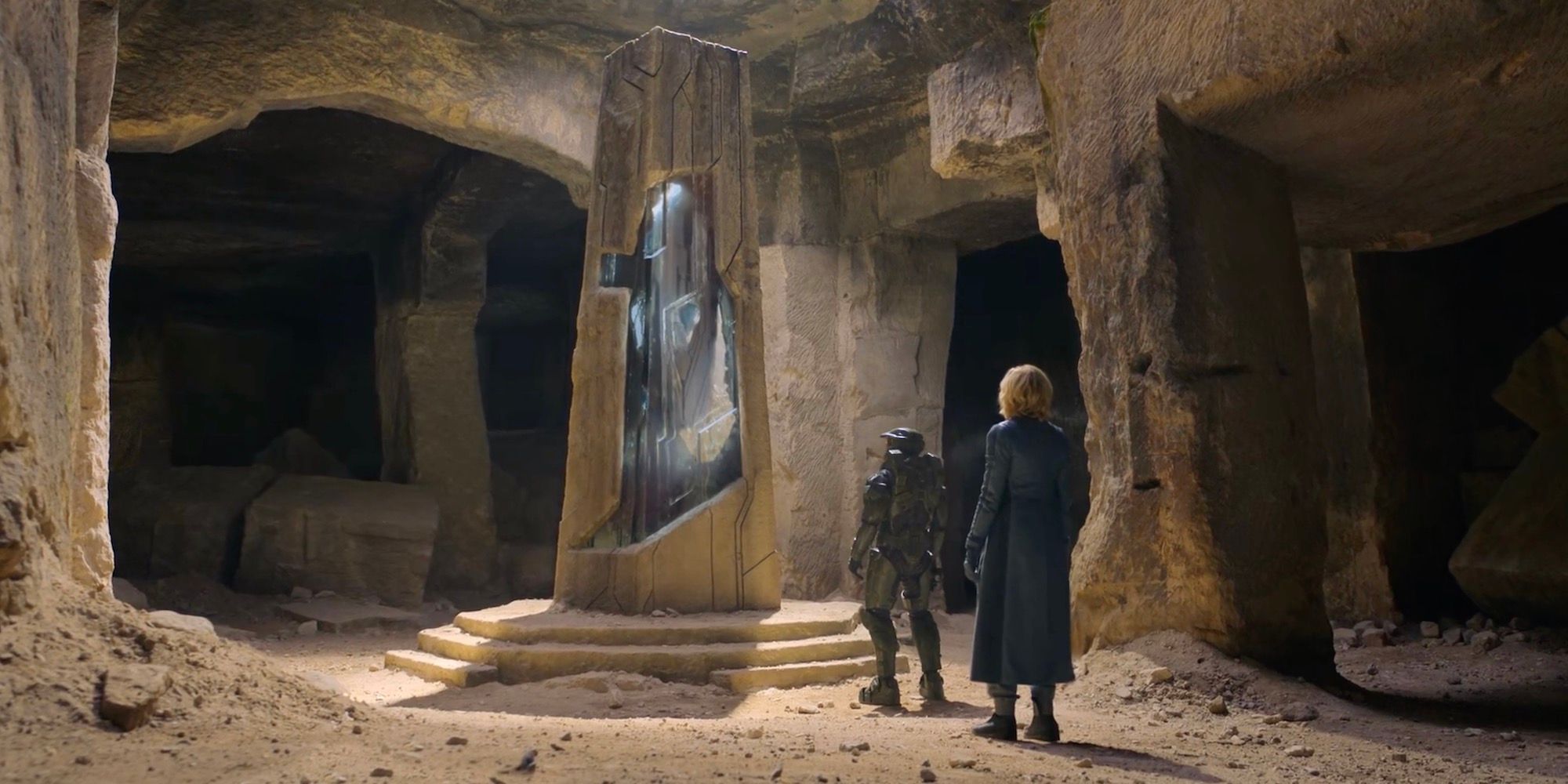 Master Chief Dr. Halsey looking at a Keystone in the Halo TV show