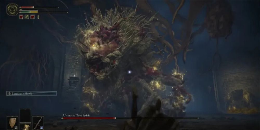 Player fighting the Ulcerated Tree Spirit in Elden Ring.