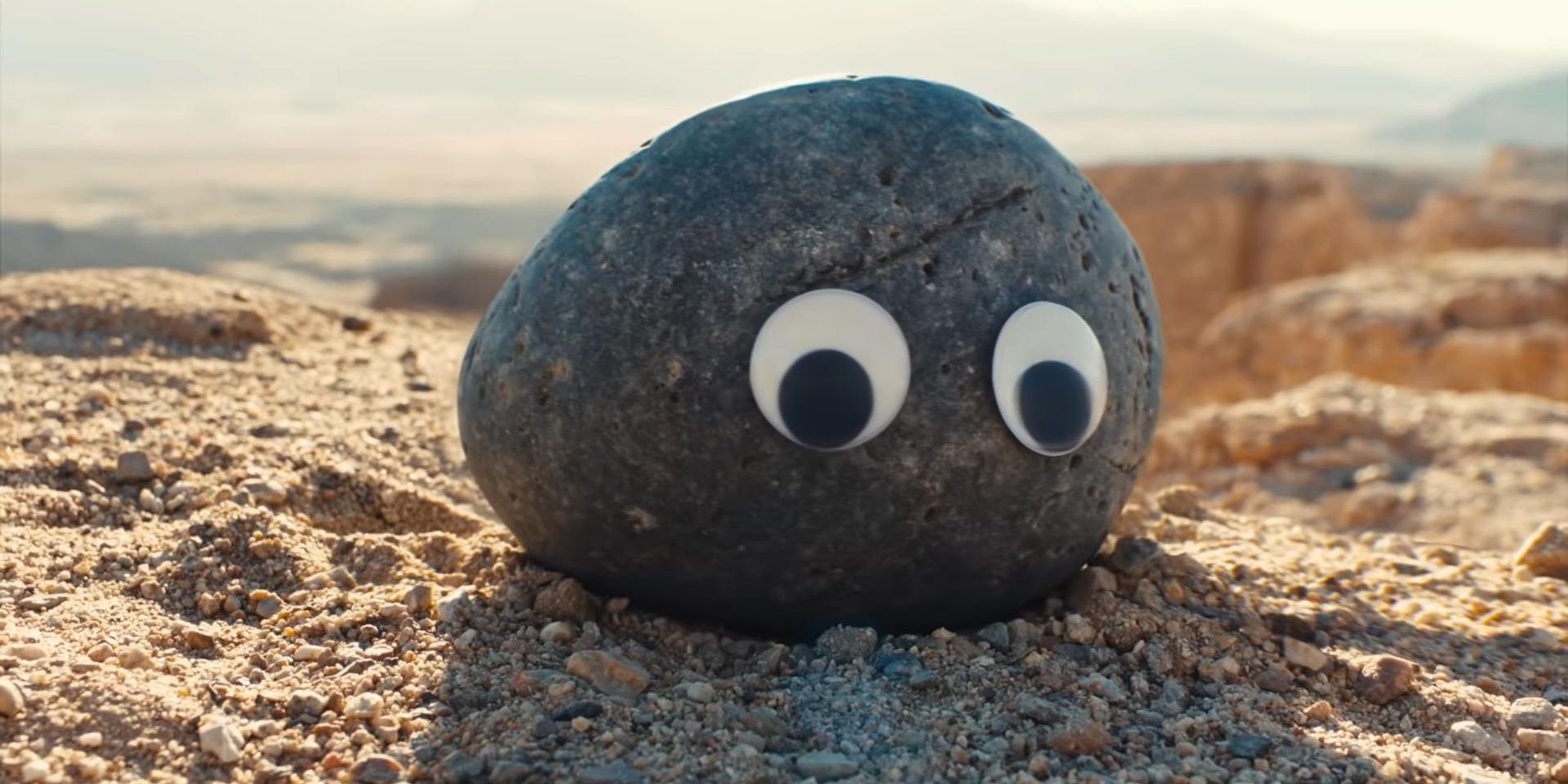 A rock with googly eyes in Everything Everywhere All at Once