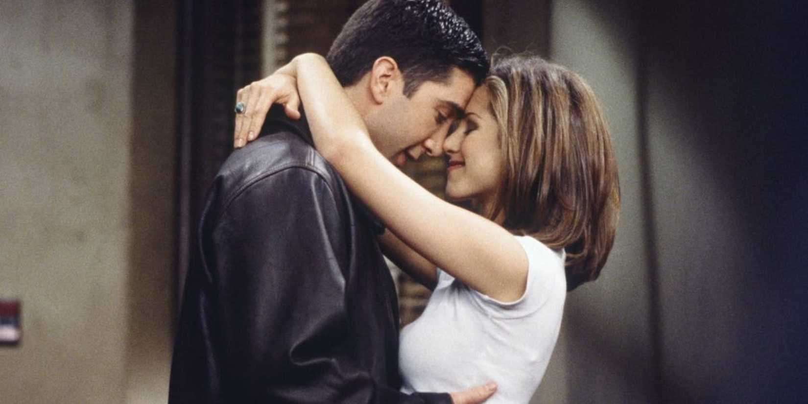 Ross Geller (David Schwimmer) and Rachel Green (Jennifer Aniston) hugging on Friends