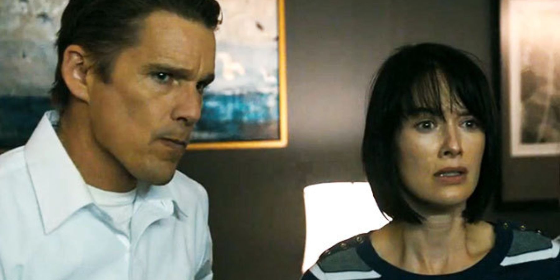 James Sandin (Ethan Hawke) and Mary Sandin (Lena Headey) in The Purge (2013)