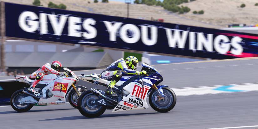 MotoGP 22 - Two Racers riding together