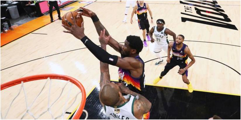 NBA 2K22 Deandre Ayton With A Key Steal In The Paint