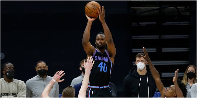 NBA 2K22 Harrison Barnes Shooting A Long Hop Jumper