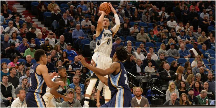 NBA 2K22 Zach LaVine With A Shot From The Perimeter