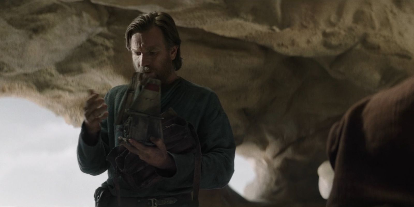 Obi-Wan Holding A T-16 