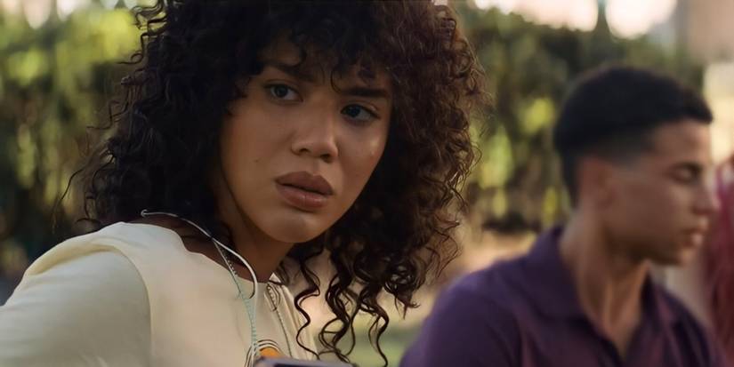 Jasmin Savoy Brown as Mindy Meeks-Martin and Mason Gooding as Chad Meeks-Martin in Scream (2022)
