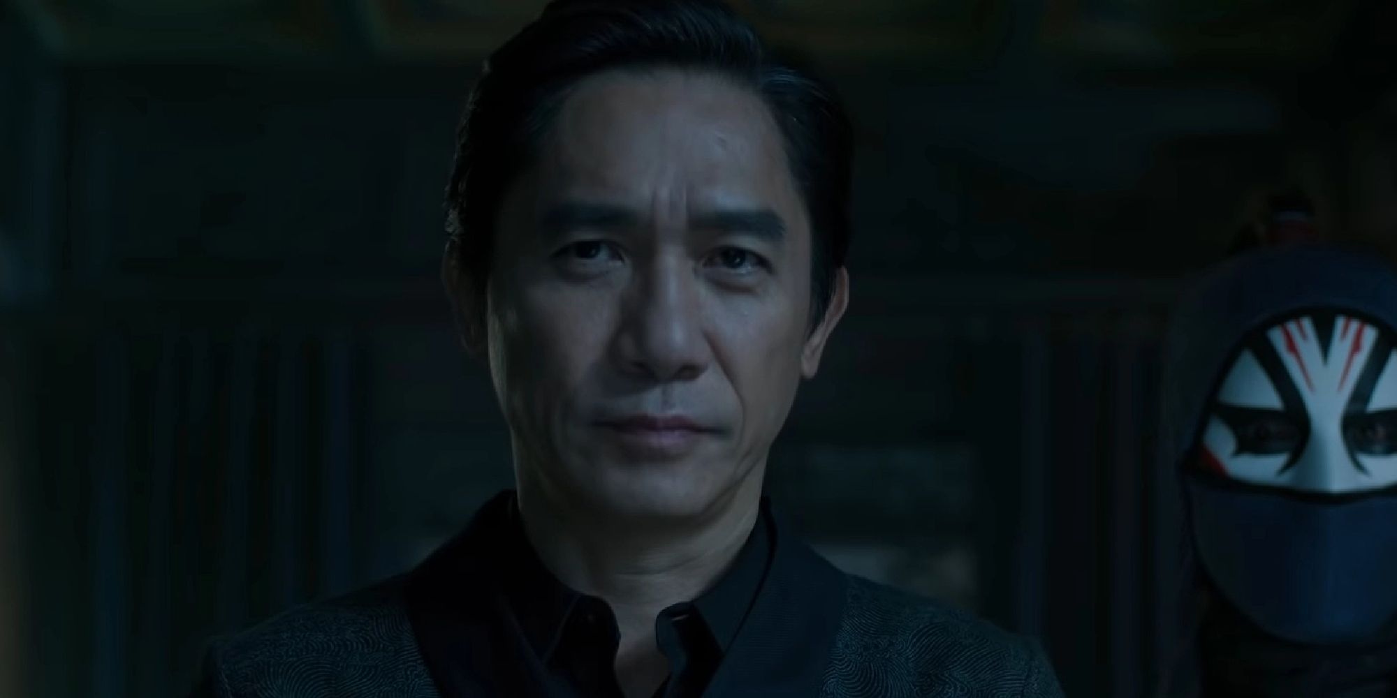 Xu Wenwu standing next to the Death Dealer in Shang-Chi