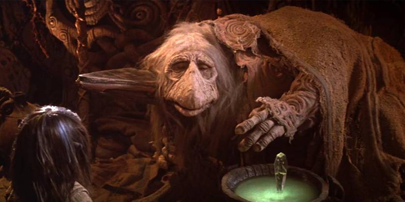 Jen talking to Urzah in a scene from The Dark Crystal