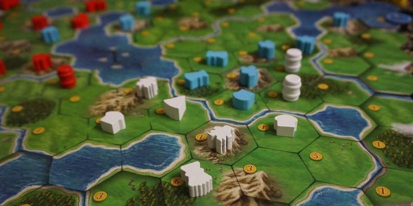 clans of caledonia components and board